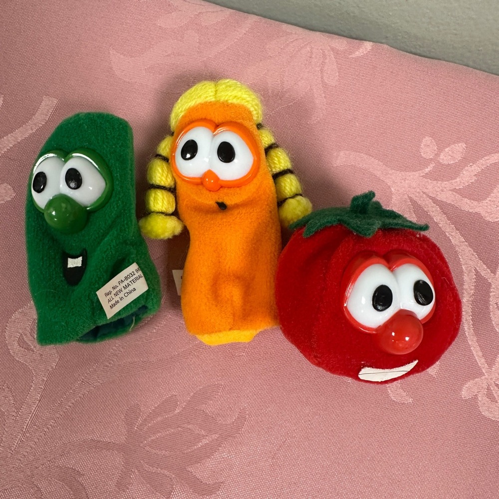 Vintage 1998 VeggieTales Finger Puppets Bob Larry Laura Set of‎ 3 Big Idea